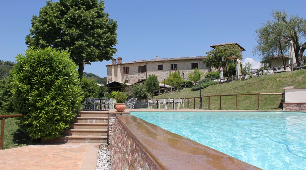 Hotel With Pool In Umbria Valle Rosa Country Hotel And